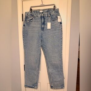 Good American Good Icon Straight Jeans